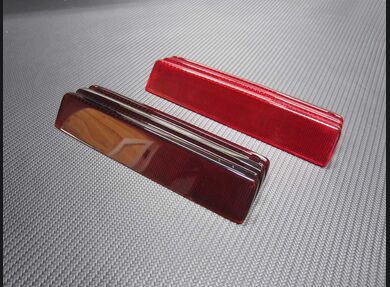 Red VS Smoked red