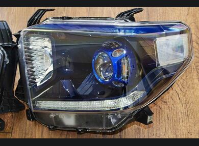 2014-17 Tundra Clear Headlight Markers