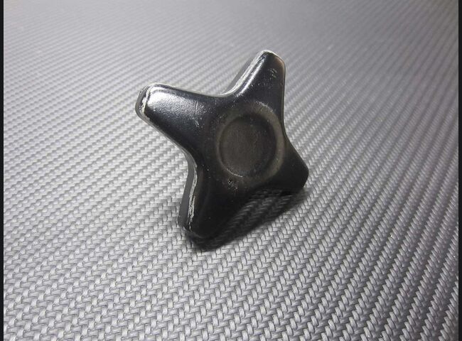 1985-87 Big Red Rear Fender Rack Knob
