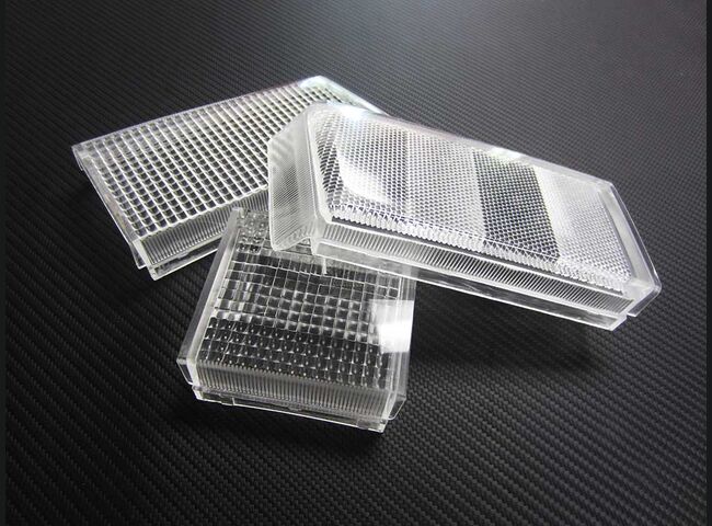 1984-1986 300zx Lower Tail Light Lenses