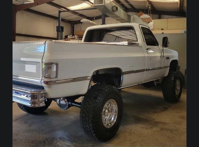 1973-1987 Chevrolet/GMC Truck Fleetside Clear Tail Lights