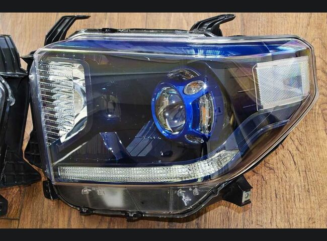 2014-17 Tundra Clear Headlight Markers